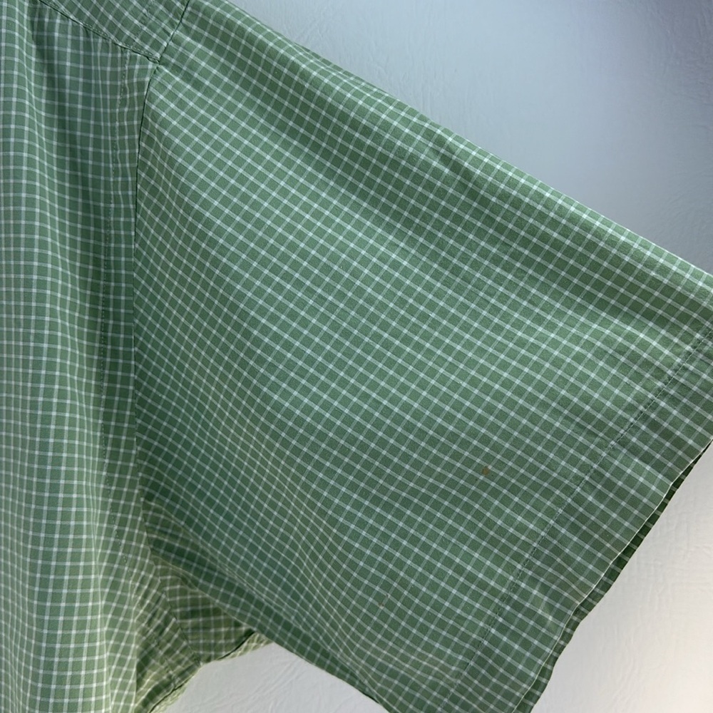 Brooks Brothers Short Sleeve Checkered Button Down Shirt - Picture 3 of 8